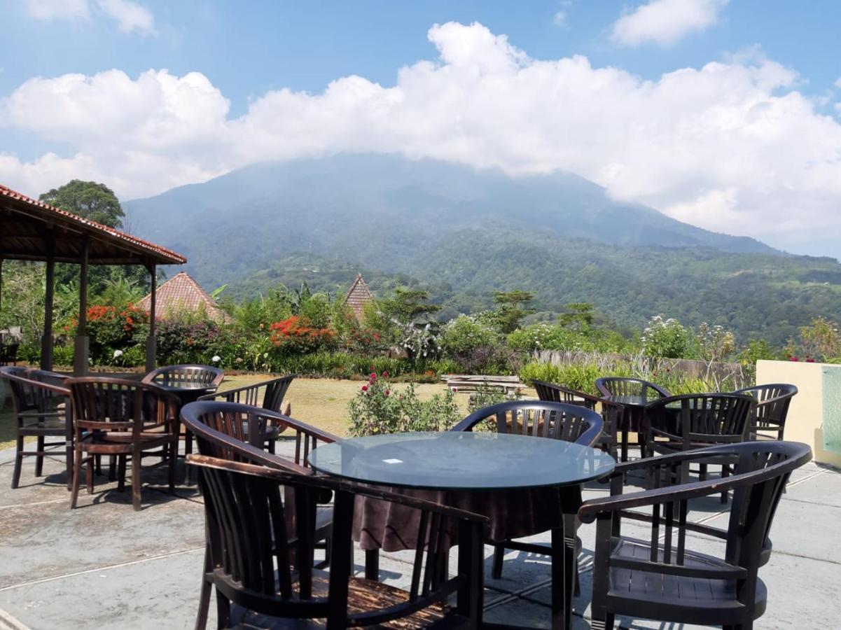 Villa Eaden Puncak Ngoại thất bức ảnh